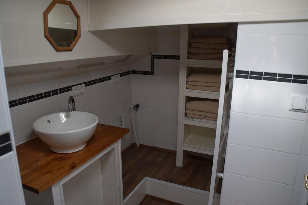 Boat-Apartment Rotterdam Fokkelina Экстерьер фото
